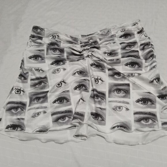 Beautiful short skirt with eye patterns, spandex, stretchy - Picture 1 of 4